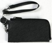 QUAREのリール付き　スマートパスケースの画像