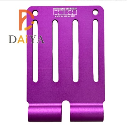 KNICKS アルミ製ベルトループ の画像