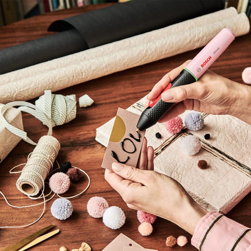 ボッシュのコードレスグルーペンの画像