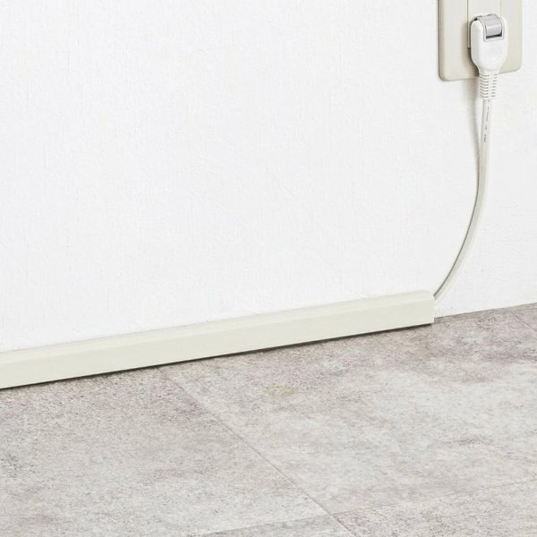 サンワサプライの壁用ケーブルモールの画像