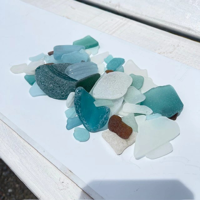 通販倉庫の天然シーグラスの画像