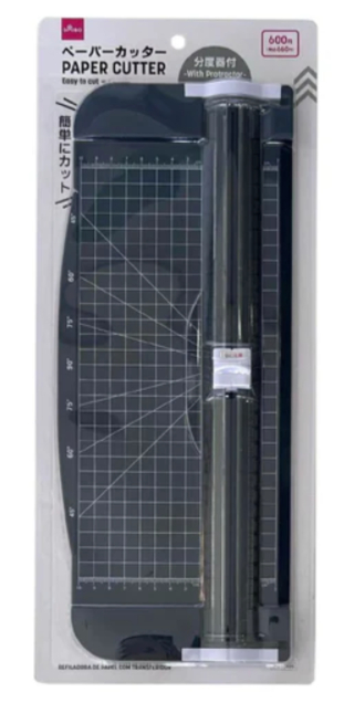 ダイソーのペーパーカッターのイメージ画像