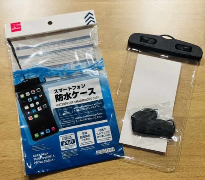 スマートフォン防水ケースの画像