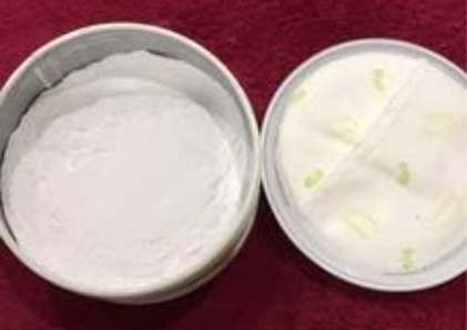 和光堂 シッカロール キュア 140ｇの画像