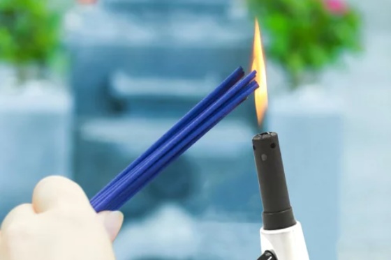 ライター 優火スリム 3カラー ワンタッチ ガス注入式 1本 3本セットの画像