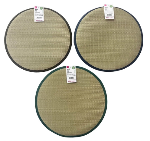 ダイソーの座布団の画像