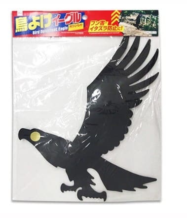 ダイソーの鳥よけイーグルの画像