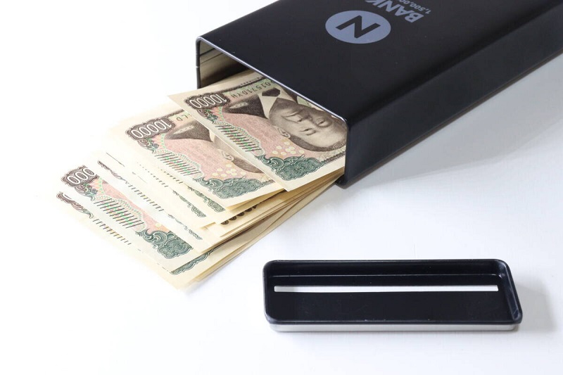 セリアお札貯金箱の画像